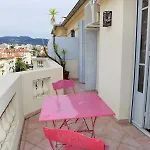 Michel Ange Otel *